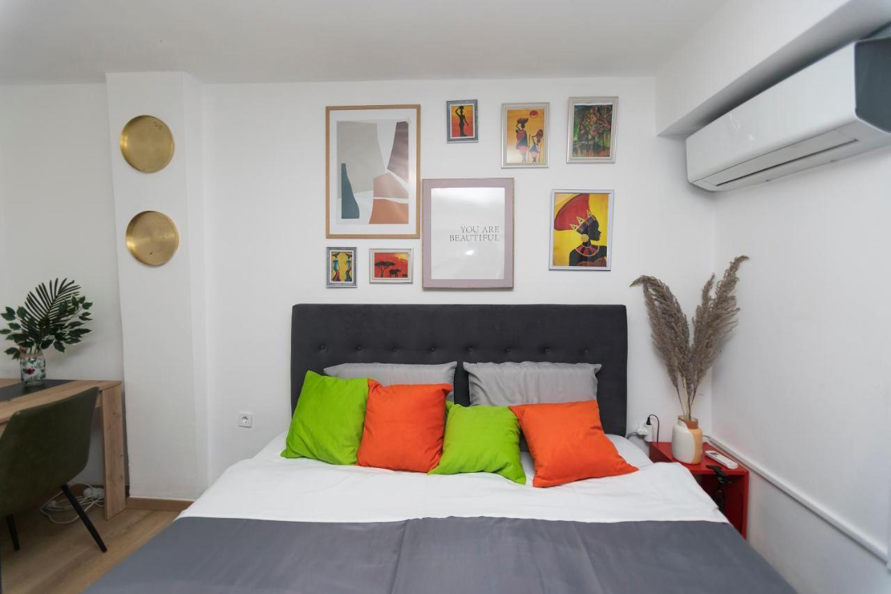 11 Steps' Lovely In The Center Appartement